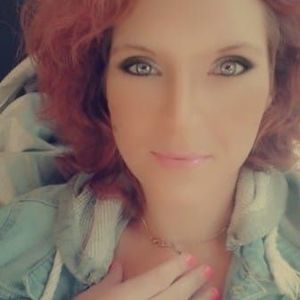 Meet your Posher, Nickie